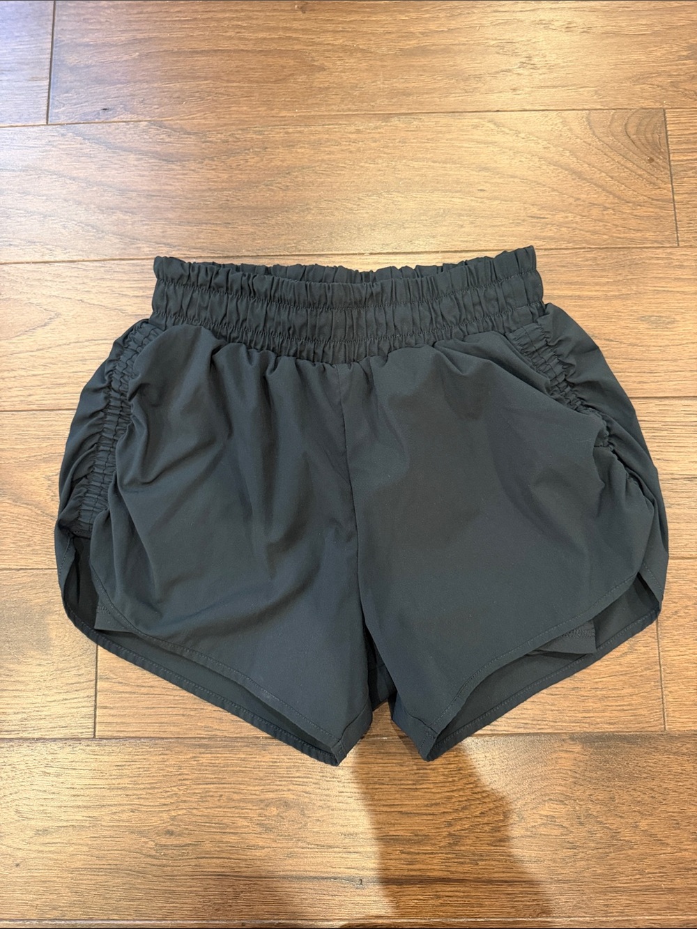Marika Black Smocked Waist Athletic Shorts Size Small - C72-026